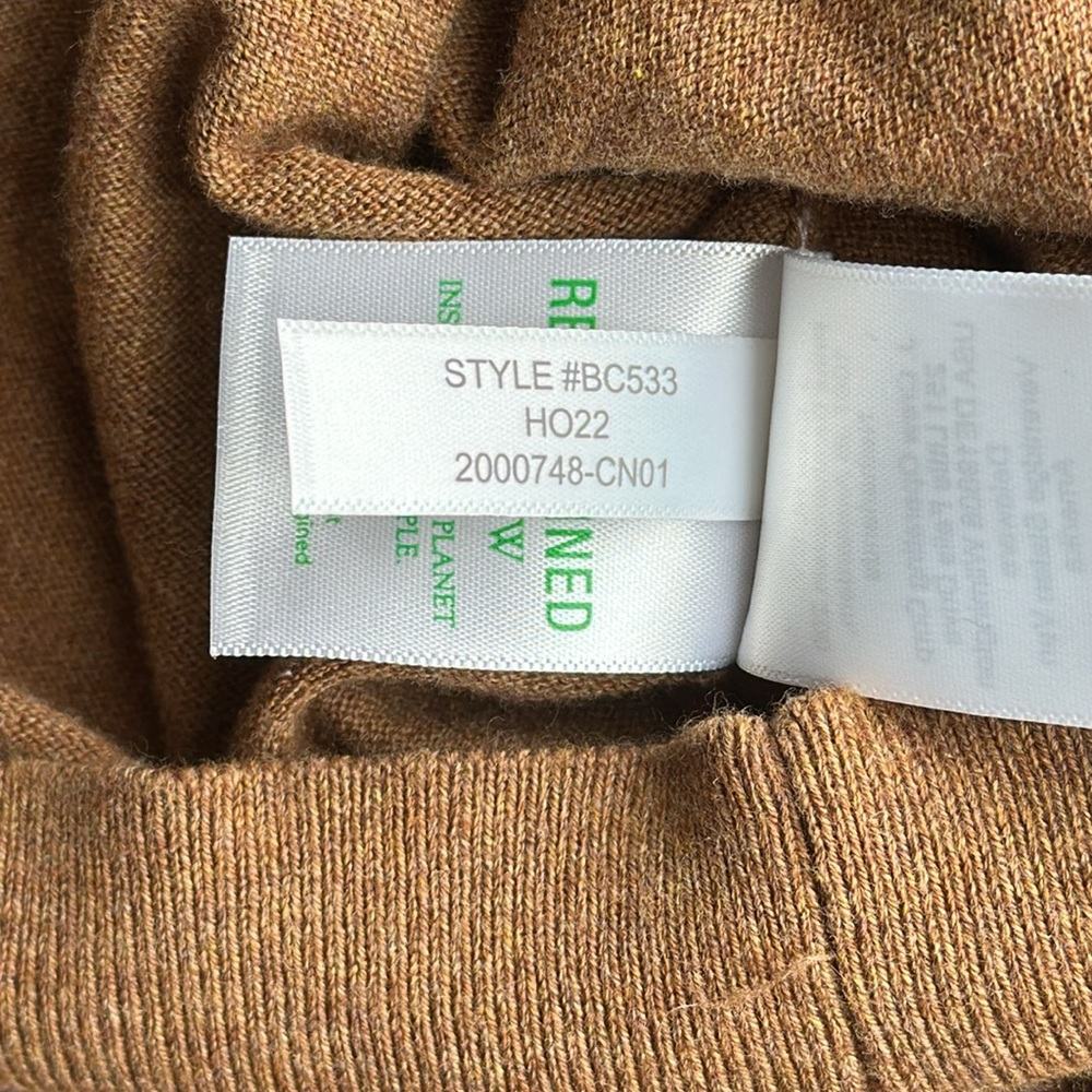 Fancy jeweled button, caramel colored cardigan. - Picture 9 of 9
